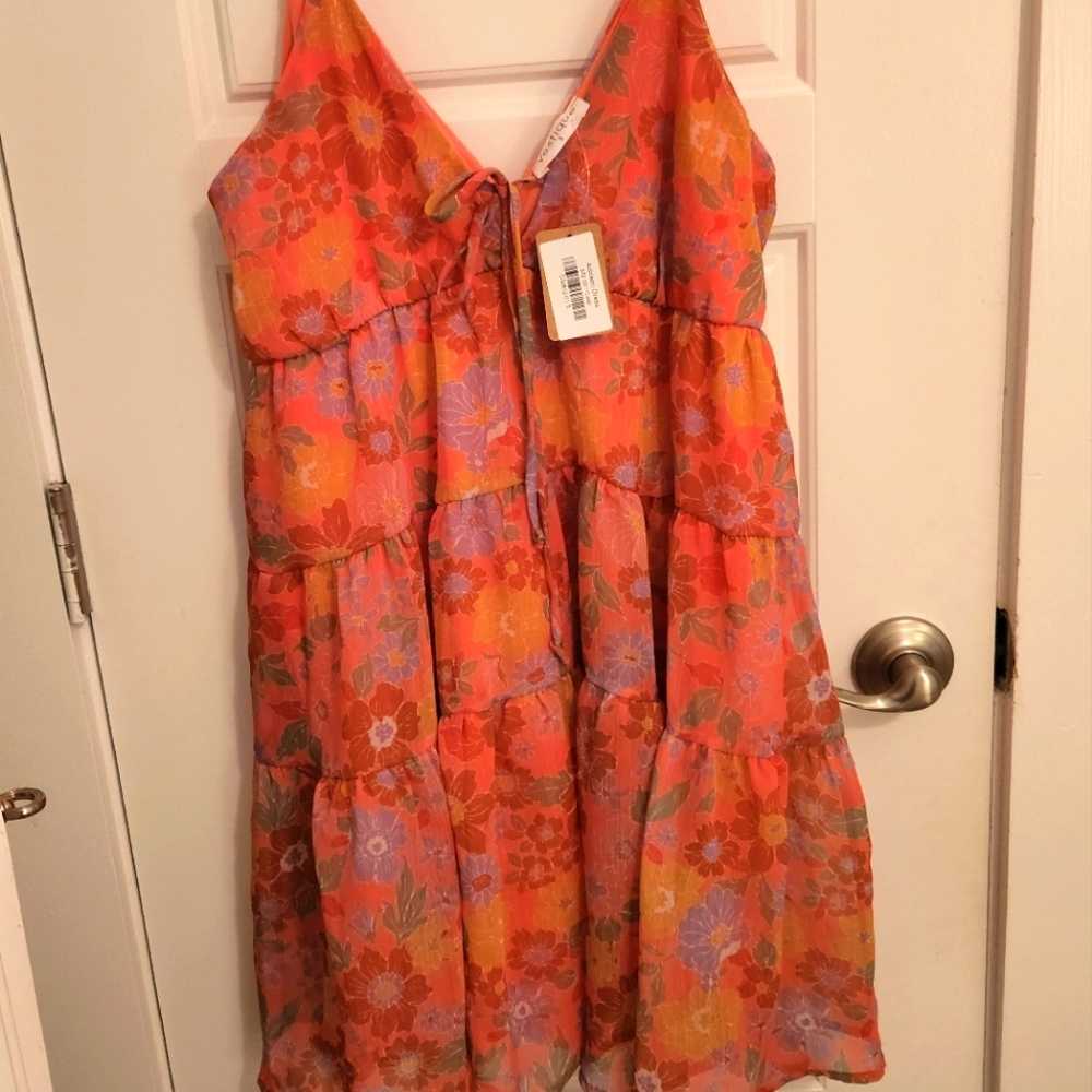 Addison Coral dress nwt floral small